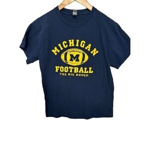 Michigan Football | navy blue tee shirt | women's size medium | good condition